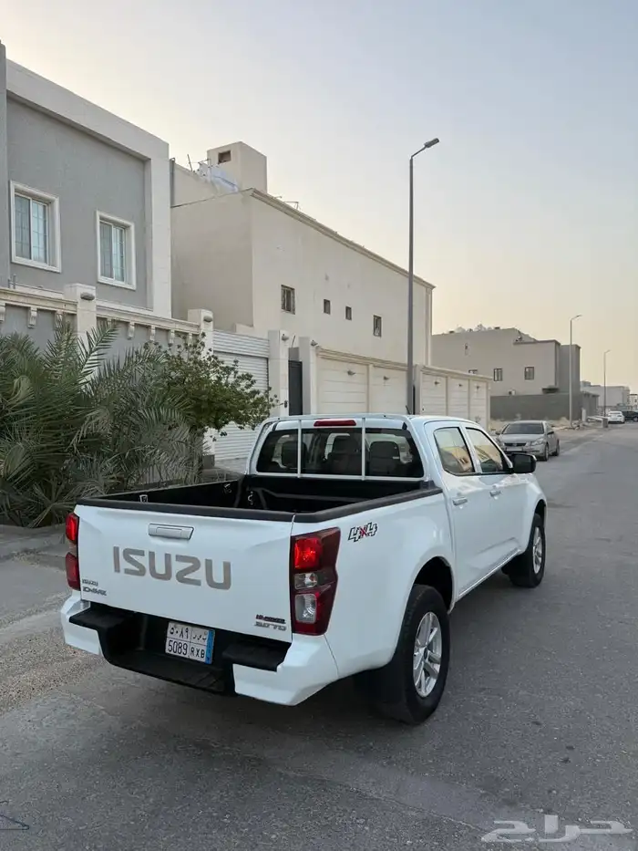 ايسوزو ديماكس 2022 تماتيك نظيف .. 4