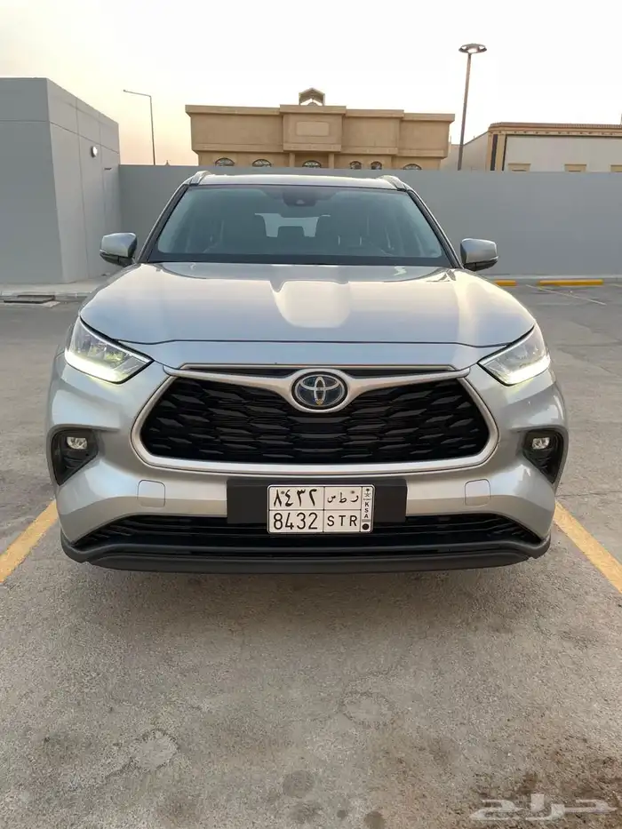 تويوتا هيلندر GLE موديل 2023 0