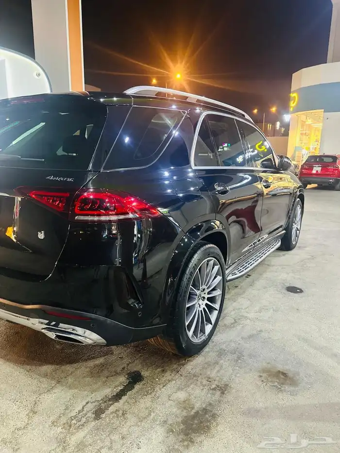 مرسيدس بنز جي إل إي 450 2023 3