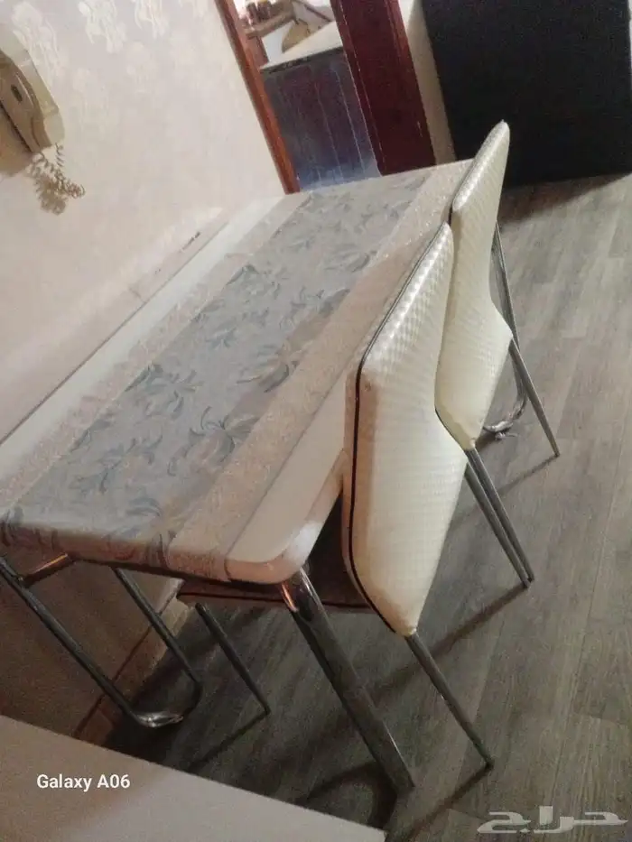 مجلس   طاولات   غرفة نوم 7