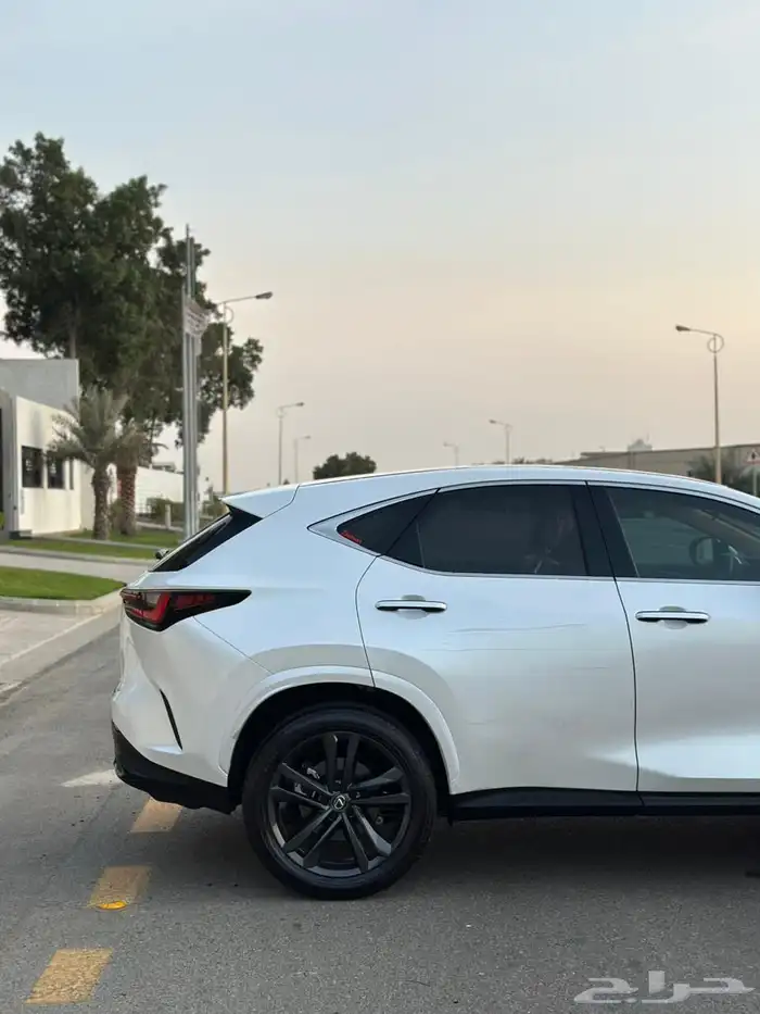 لكزس NX350 2024 شبة جديد 8