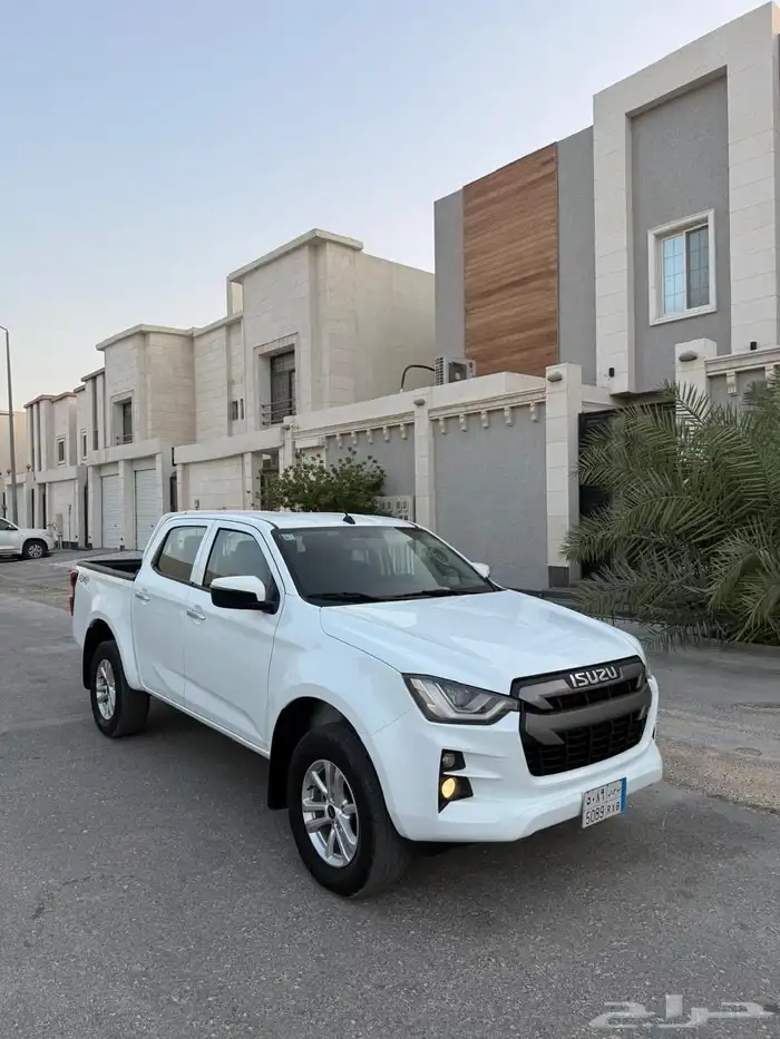 ايسوزو ديماكس 2022 تماتيك نظيف .. 2