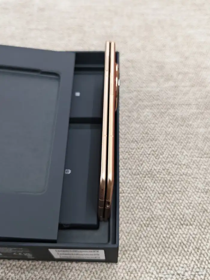 جوال هونور ماجيك في 3 honor magic v3 نظيف 10