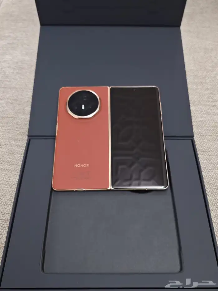 جوال هونور ماجيك في 3 honor magic v3 نظيف 9