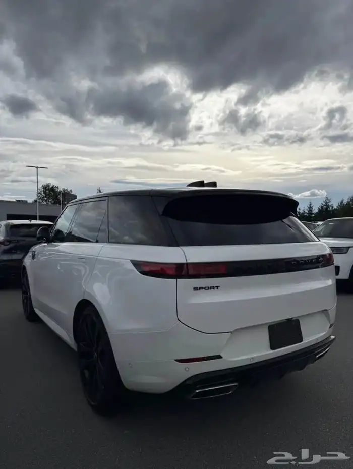 لاند روفر رانج روفر سبورت Range Rover Sport HSE موديل 2024 1