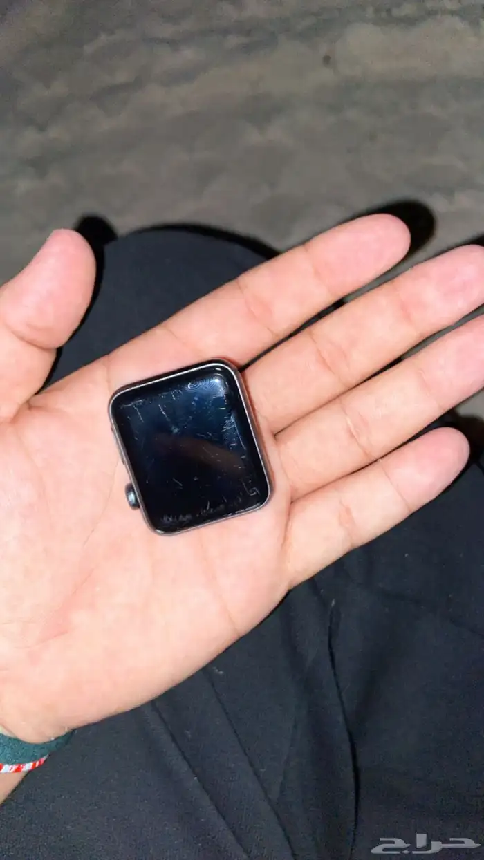 ساعة ابل واتش للبيع الساعه استخدام شخصي بس اهملتها 2