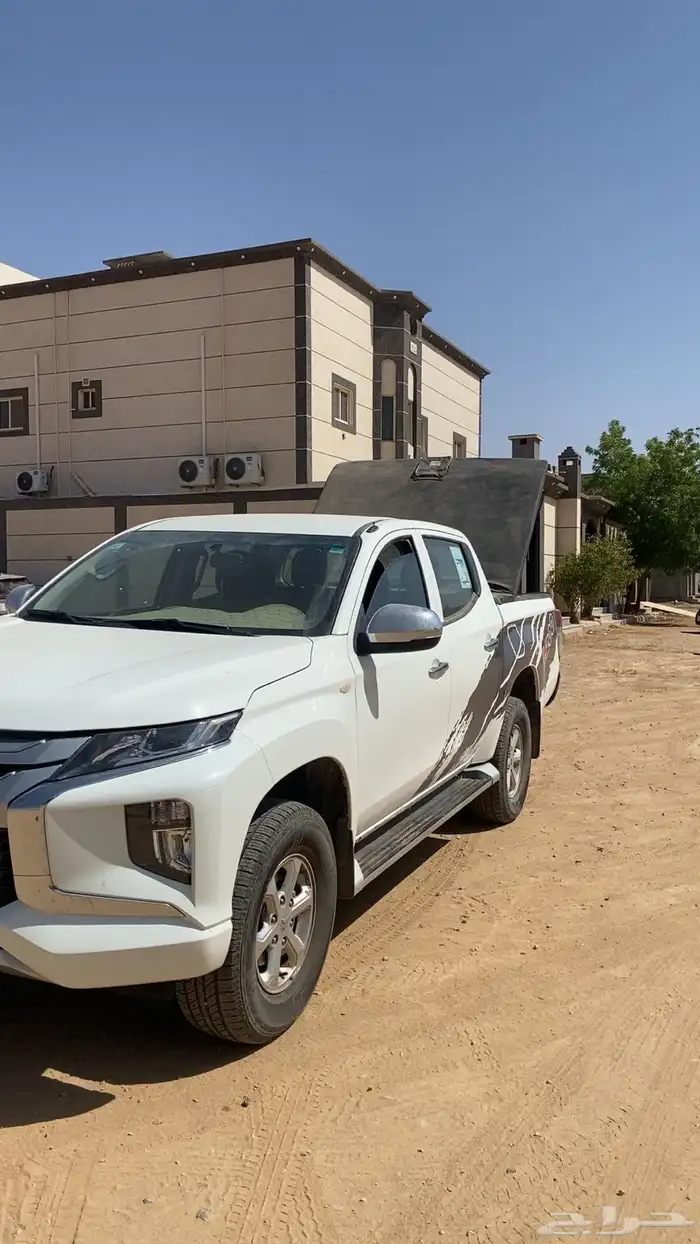 ميتسوبيشي L200 2022 1