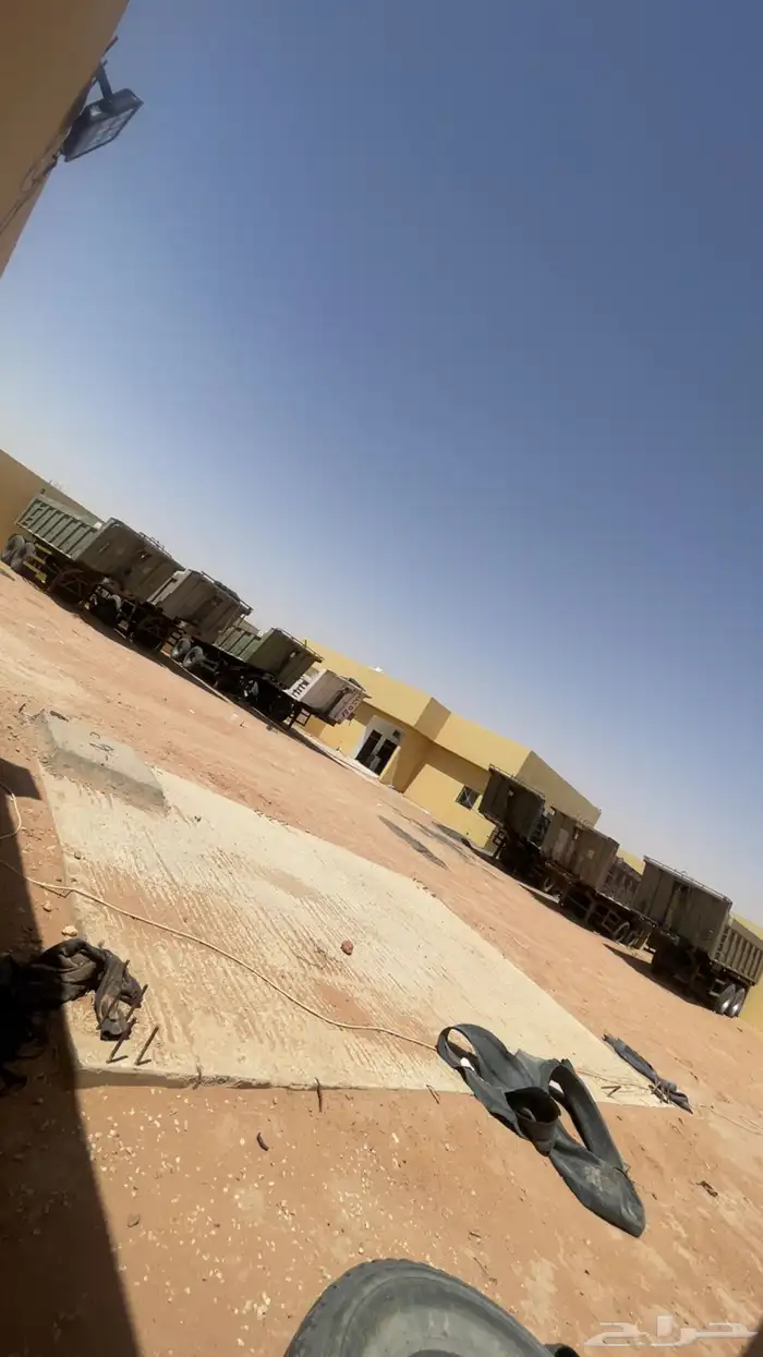 صندوق قلابات للإيجار 2