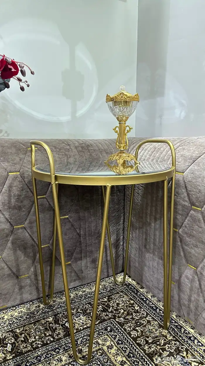 طاولة جزاز نضيفه جبتها199 البيع على السوم نضيفه جدا 0