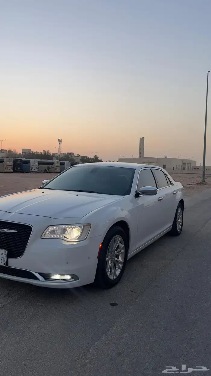 كرايزلر V6 عداد 37 الف 2