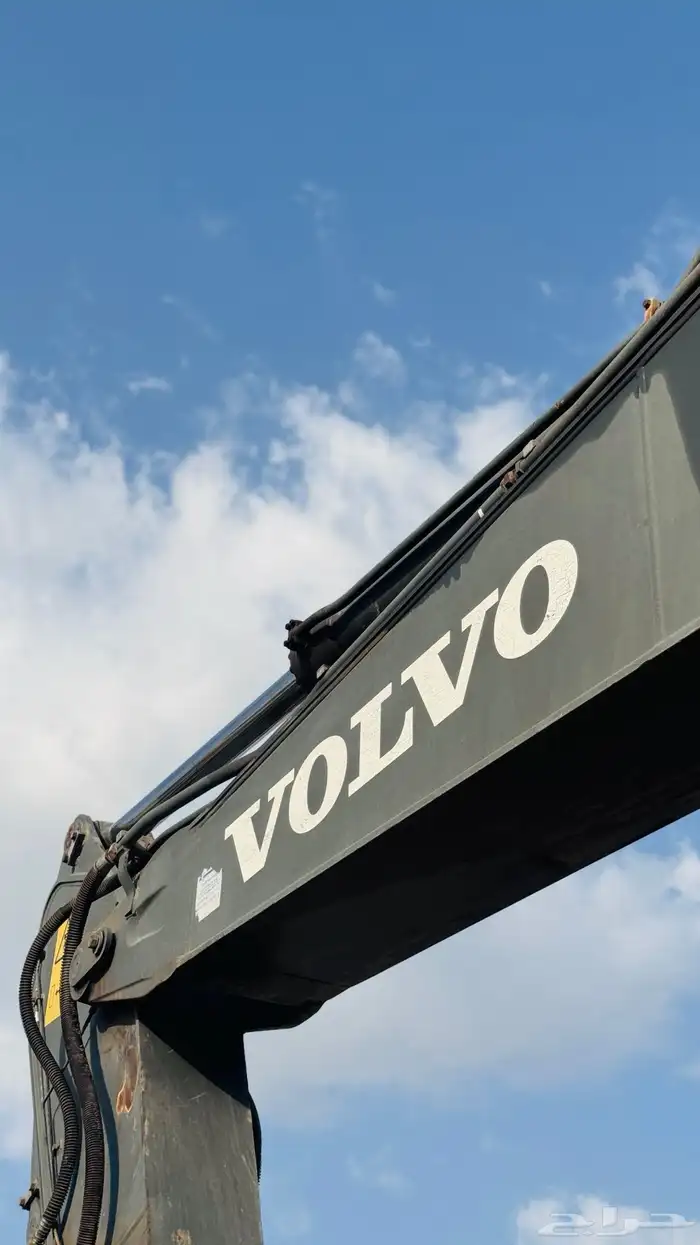 للبيع حفار فولفو Volvo EC210BLC 2011 6