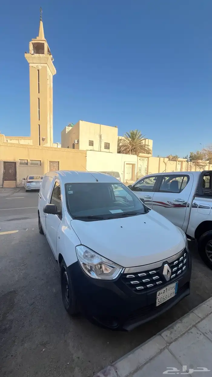 باص رينو دوكر 0