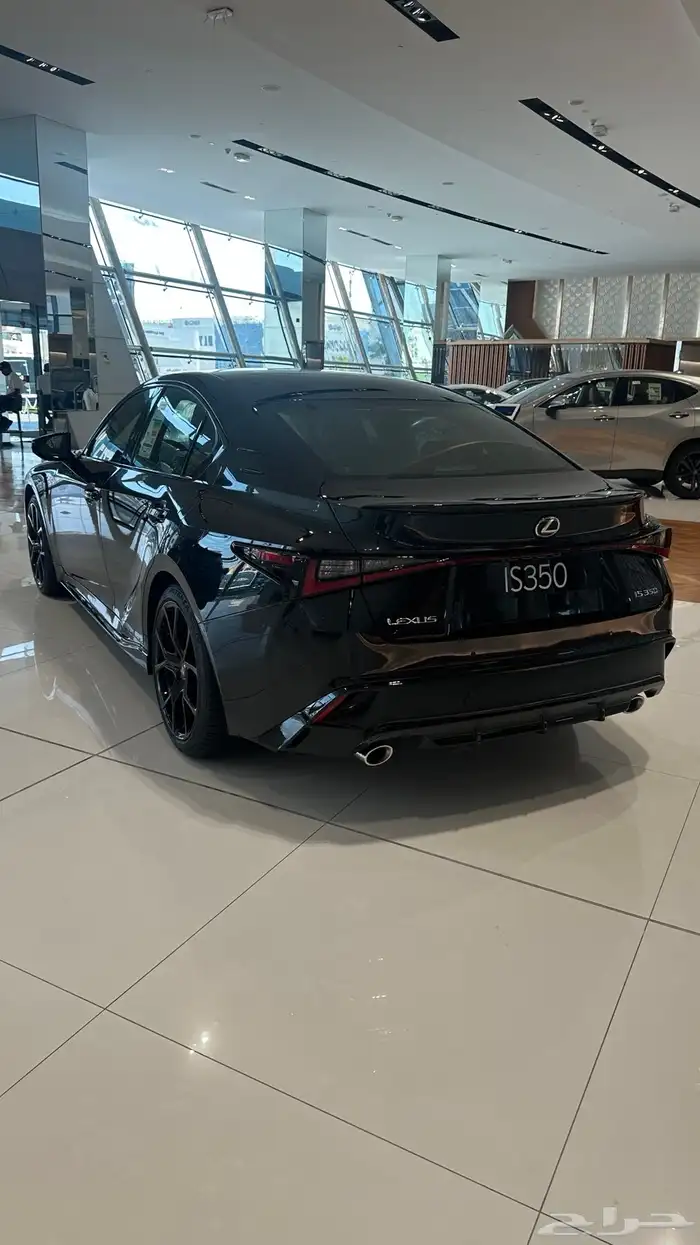 لكزس is350f 2025 بلاك ادشن 3