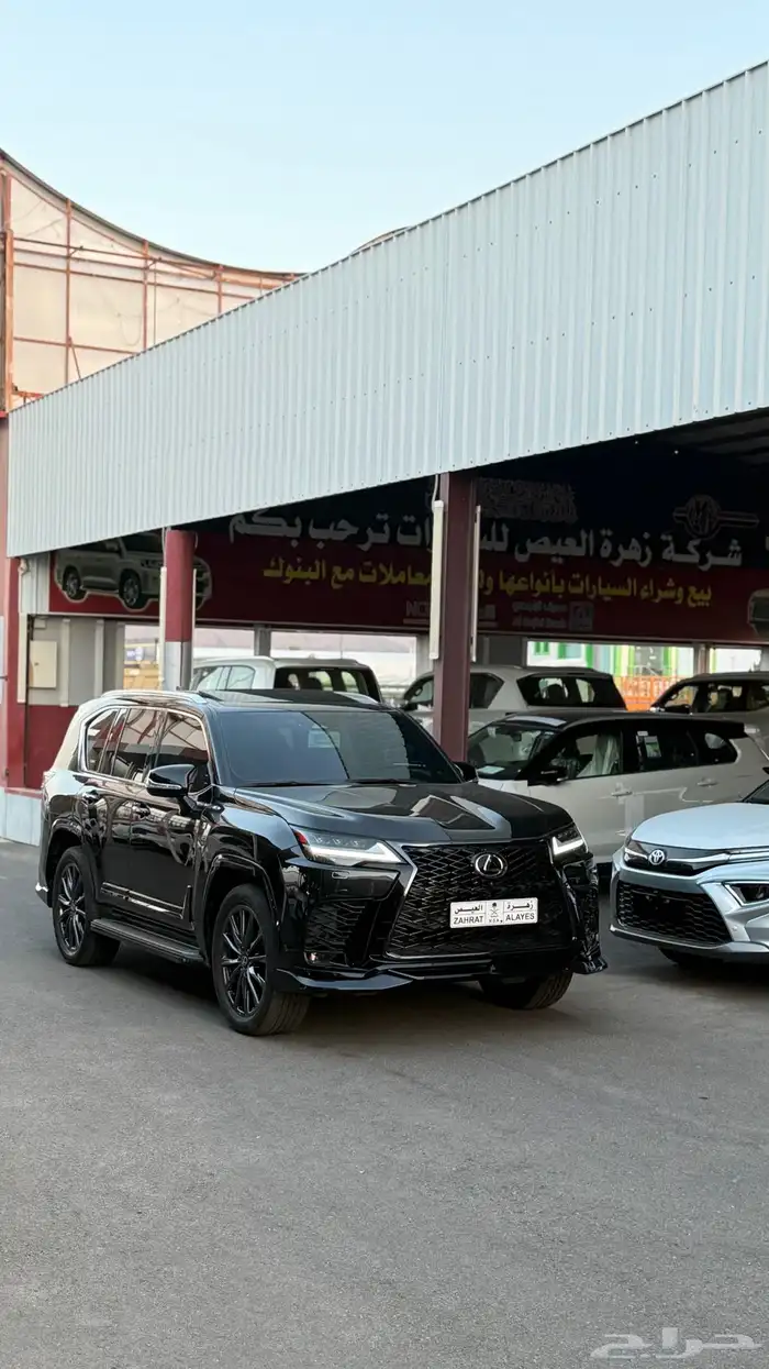 لكزس اف سبورت 2025 سعودي عداد 10500 2