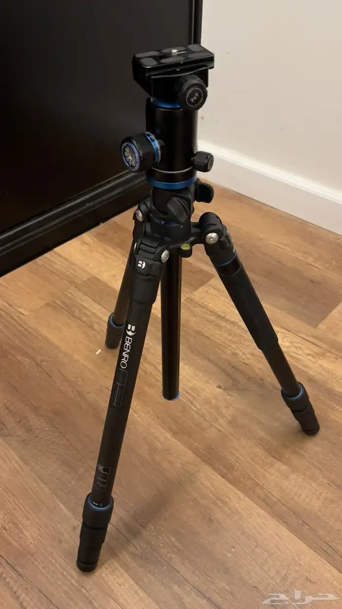 Benro Tripod - Carbon Fiber 3