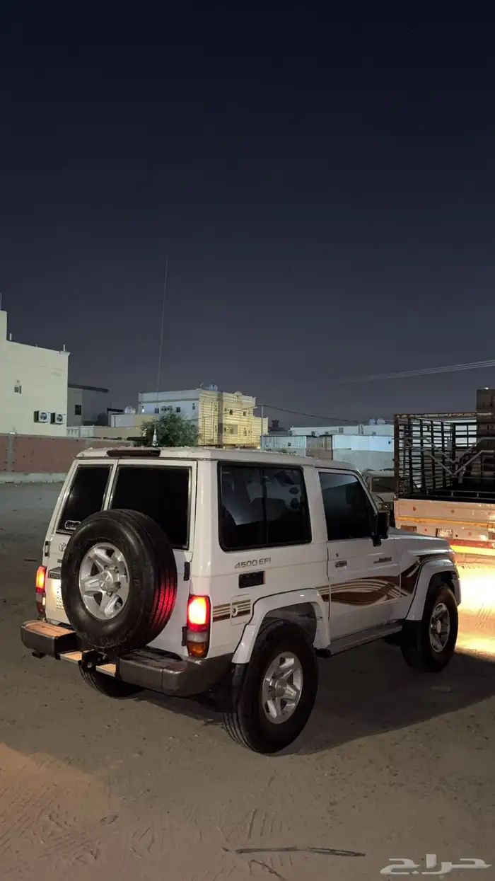 جيب ربع 2009 بلد 3