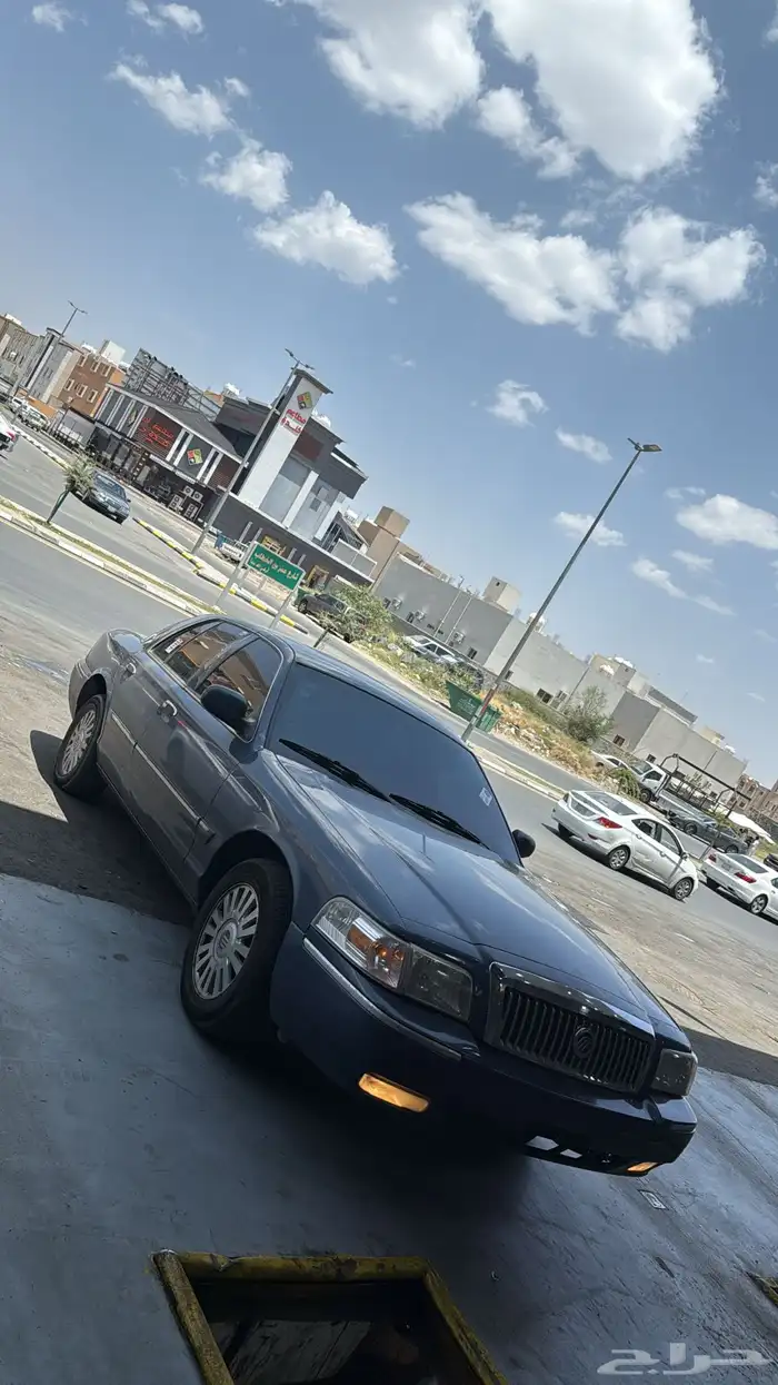 فورد جراند ماركيز 2008 كحلي 33