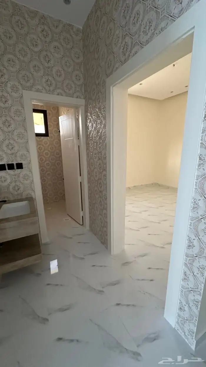 فيلا للبيع جديده بحي الشقة بمساحة (400 متر ) 7