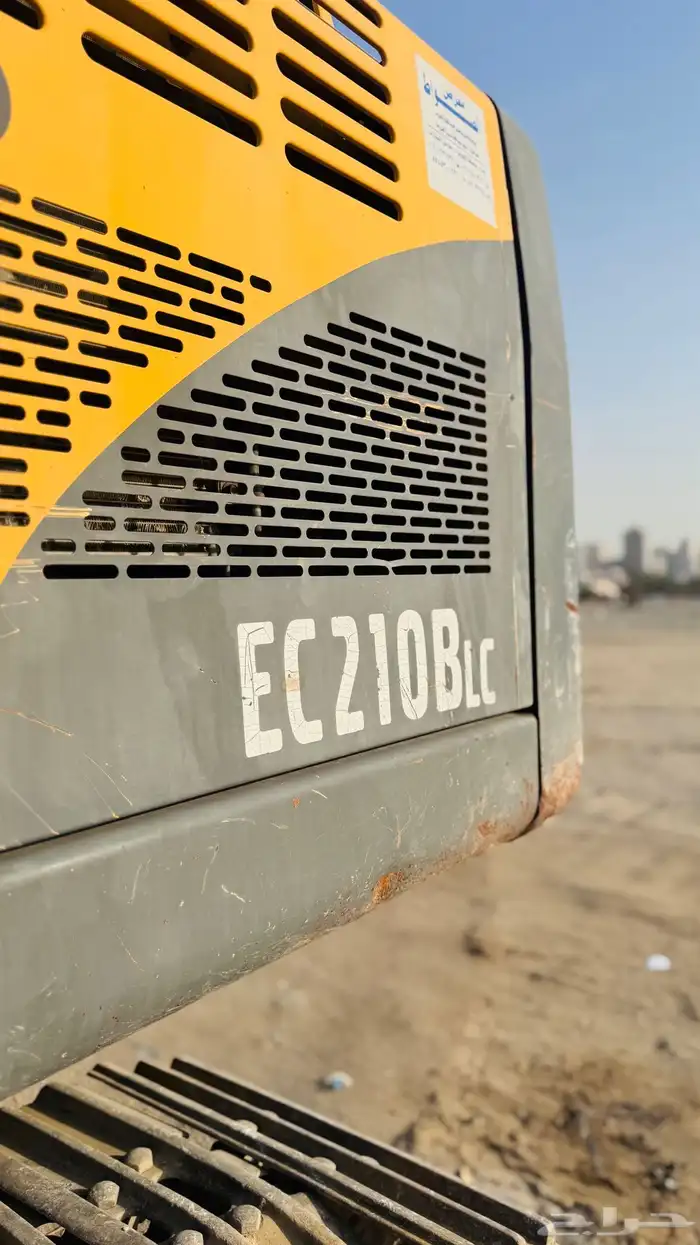 للبيع حفار فولفو Volvo EC210BLC 2011 8