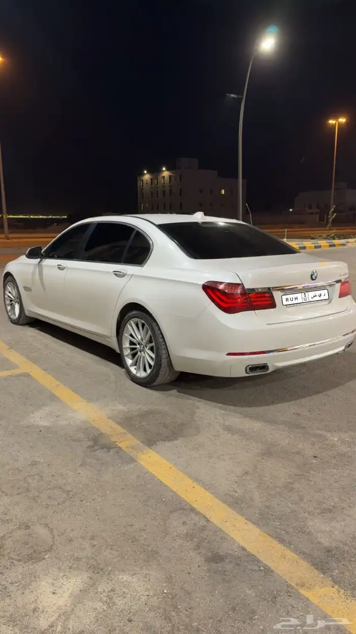 BMW 730Li ابيض داخلي جملي نظيف جدا 1
