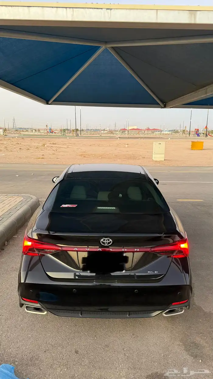 افالون XLE 2022 لون اسود 7