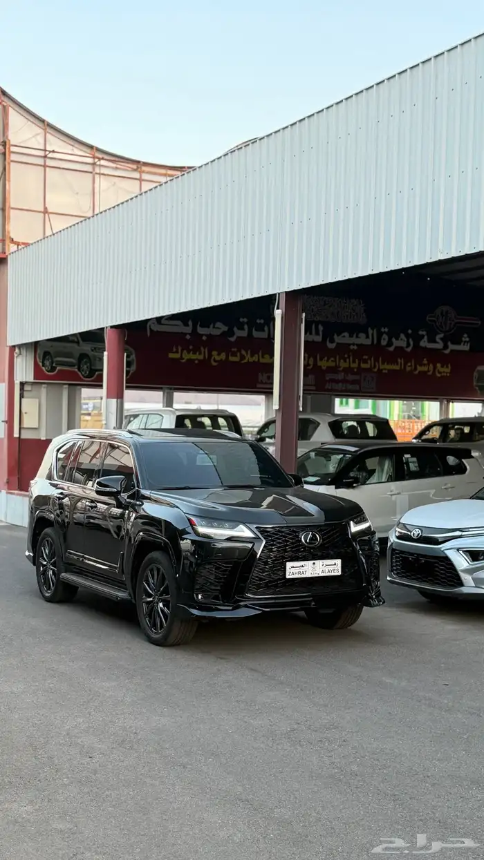 لكزس اف سبورت 2025 سعودي عداد 10500 3