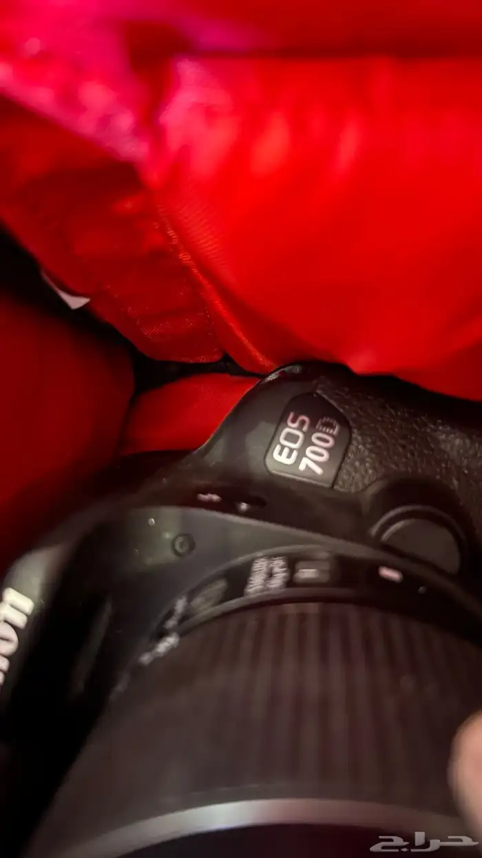 كاميراء كانون EOS700D 1