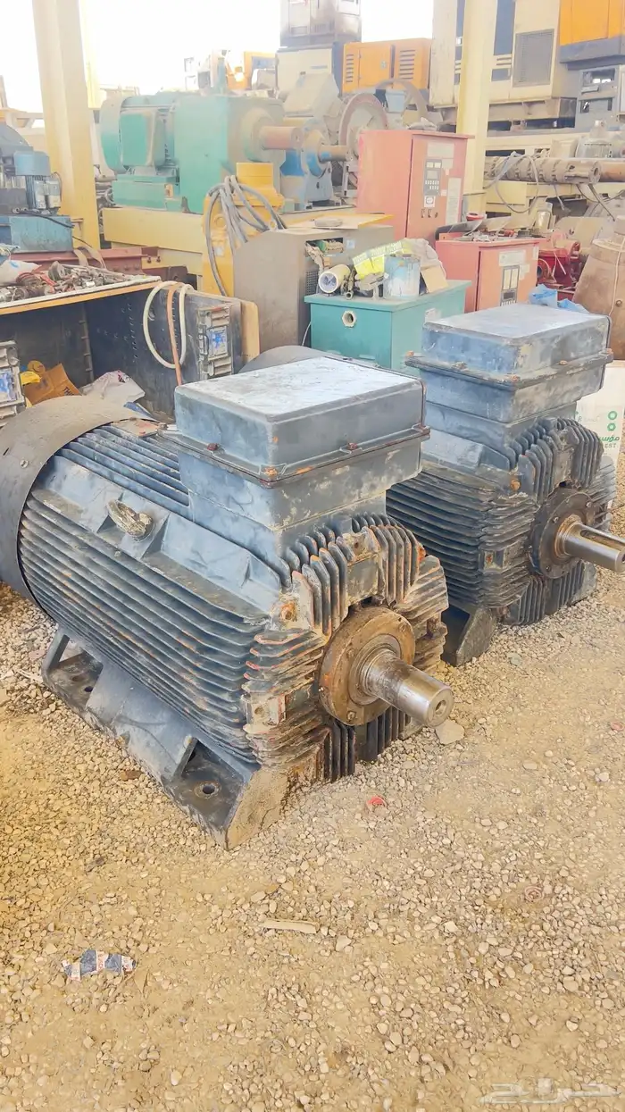 دينموات محرك إيطالي 4