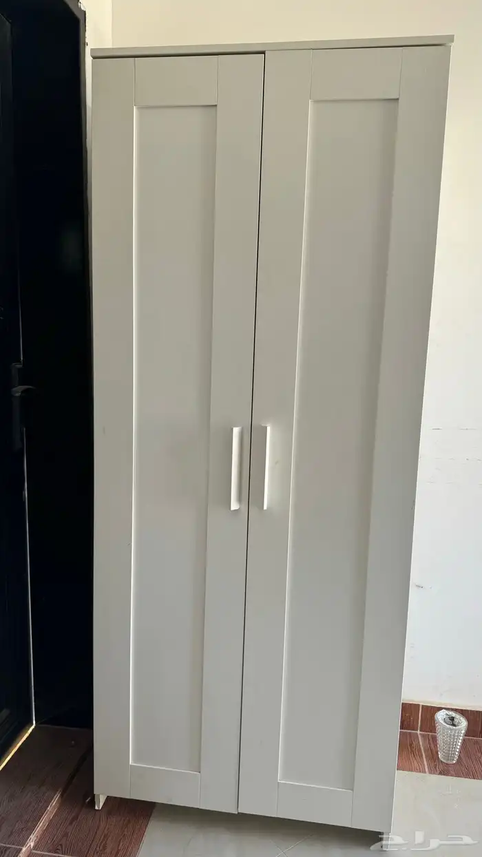 كرسيين وطاوله ولوحه ودرج 2