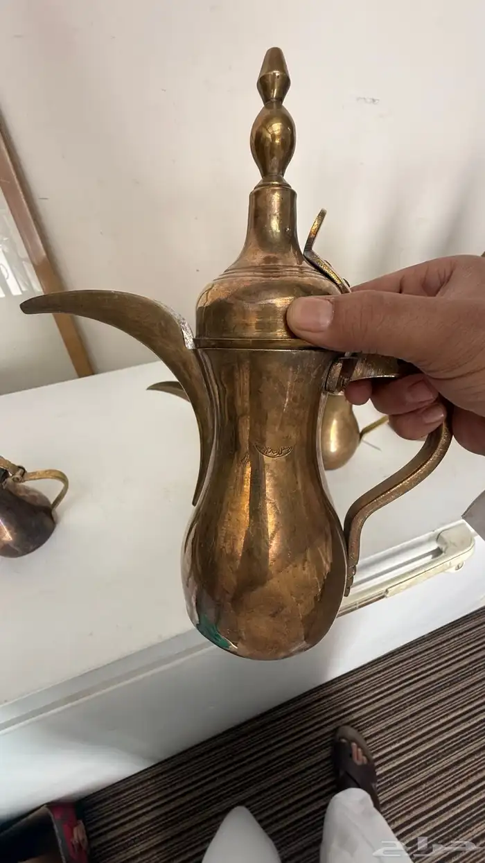 7 دلال رسلان قديمه ونظيفه 11