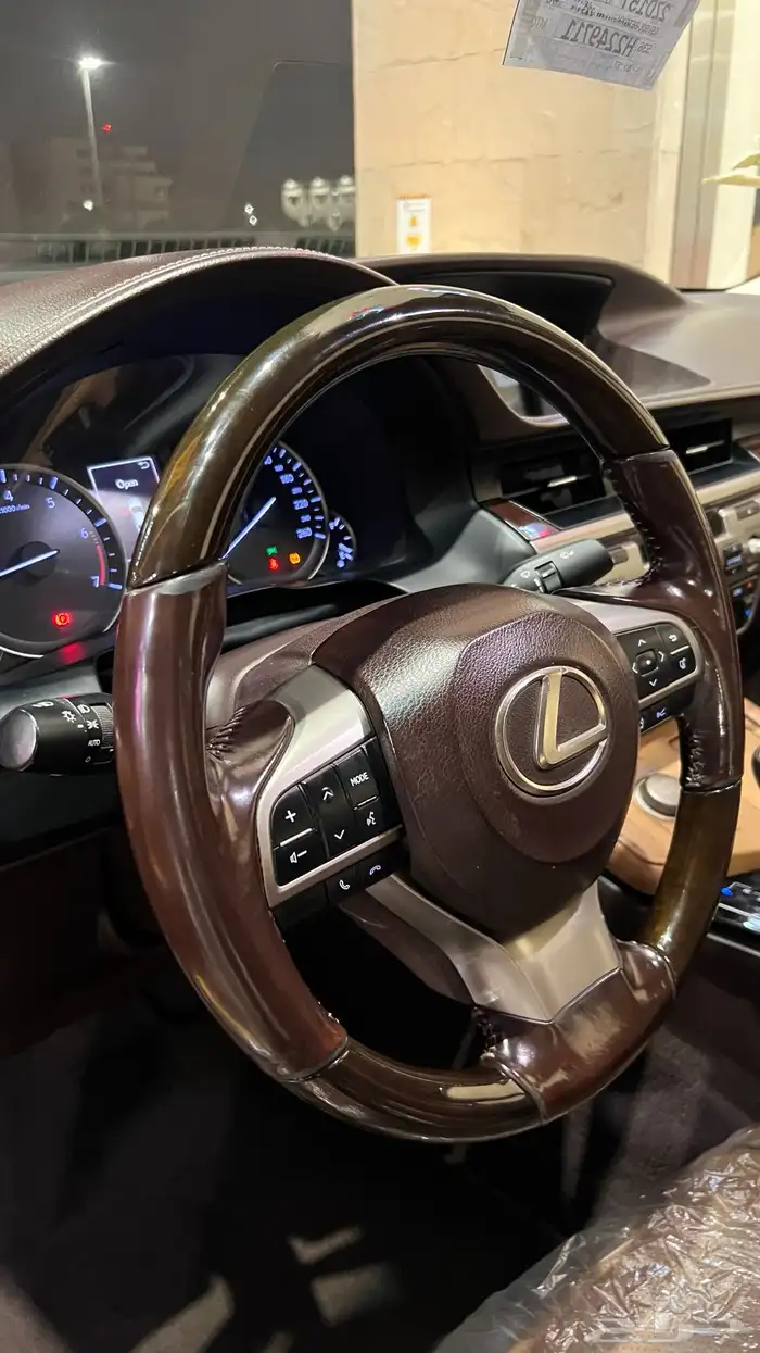 لكزس es350 2017 DD 26