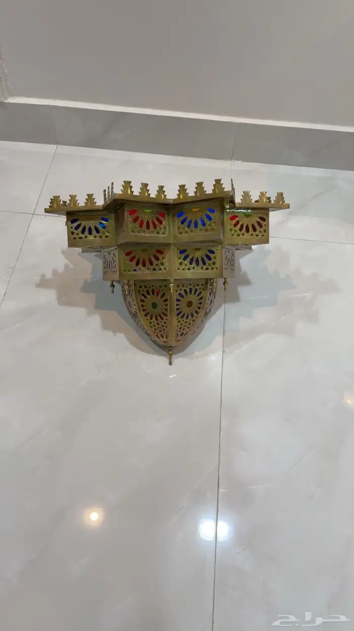 ثريا نحاس طراز نجدي نظيف جدا 2