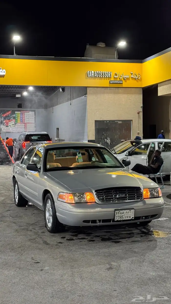 فورد كراون فكتوريا 2010 سعودي بلد 67