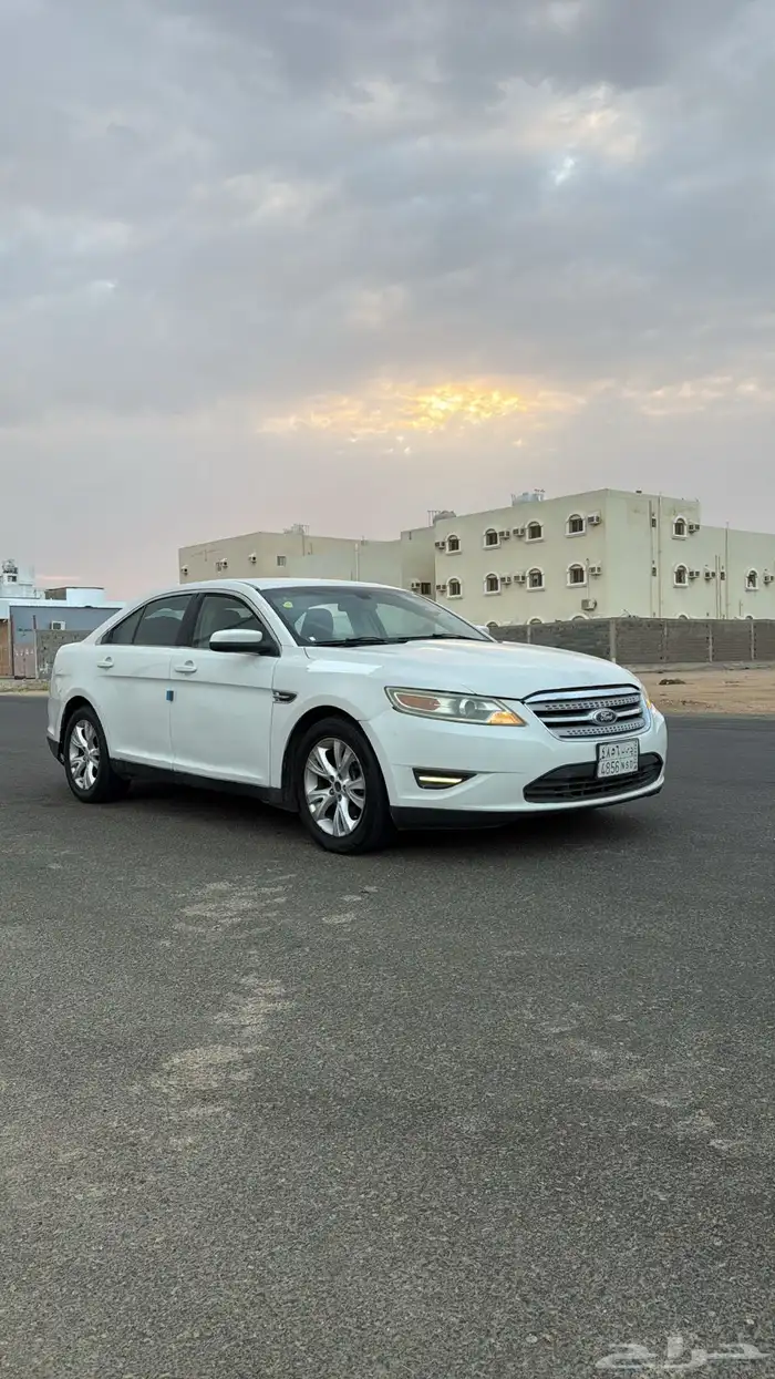 فورد تورس 2010 للبيع 10