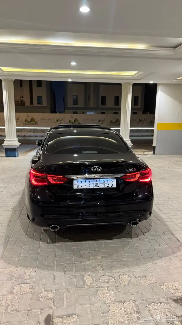 انفنتي Q50 2020 اسود ملكي 11
