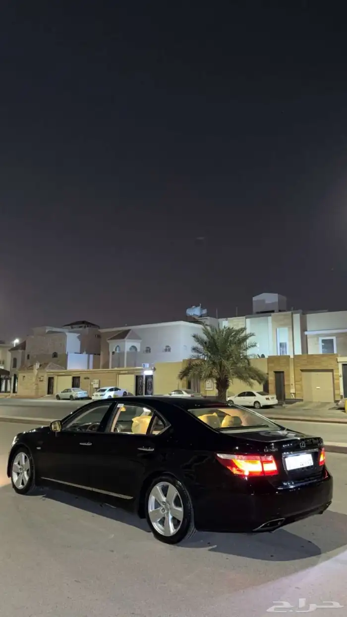 للبيع لكزس ls460l 2007 18