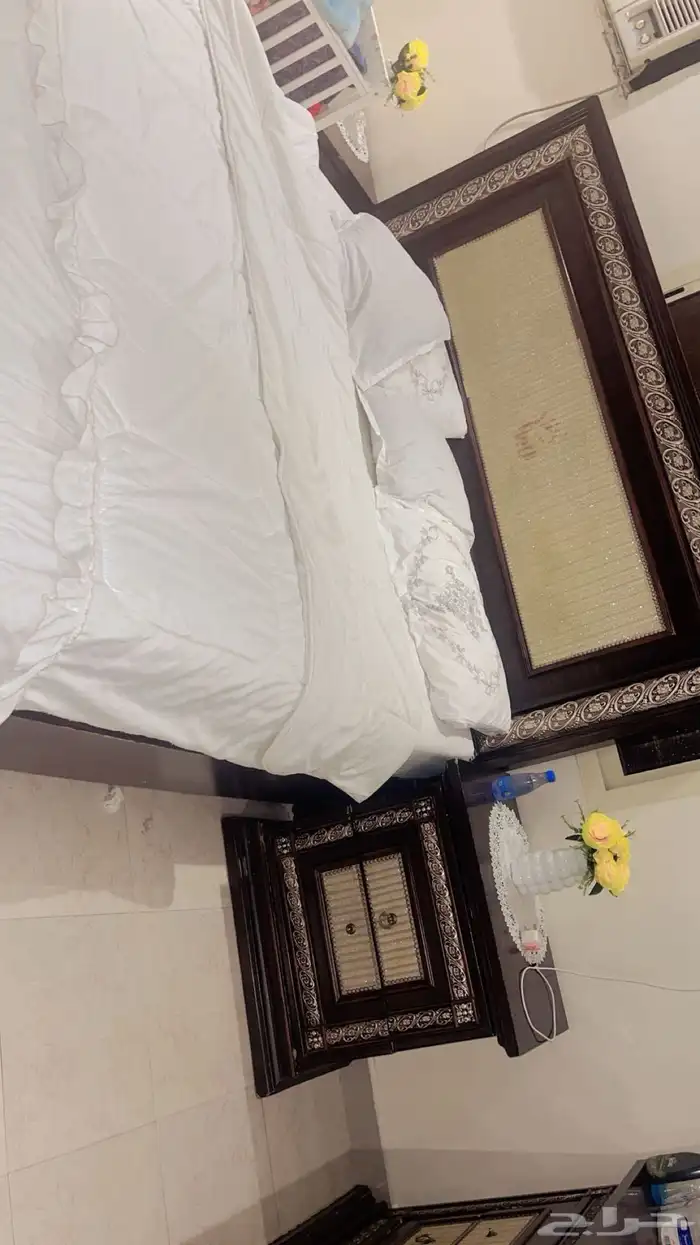 غرفه نوم بحالة جيده للبيع 2