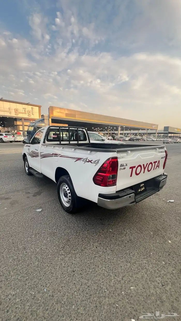 هايلوكس 2024 دبل غماره ديزل 2.4 GLX 9