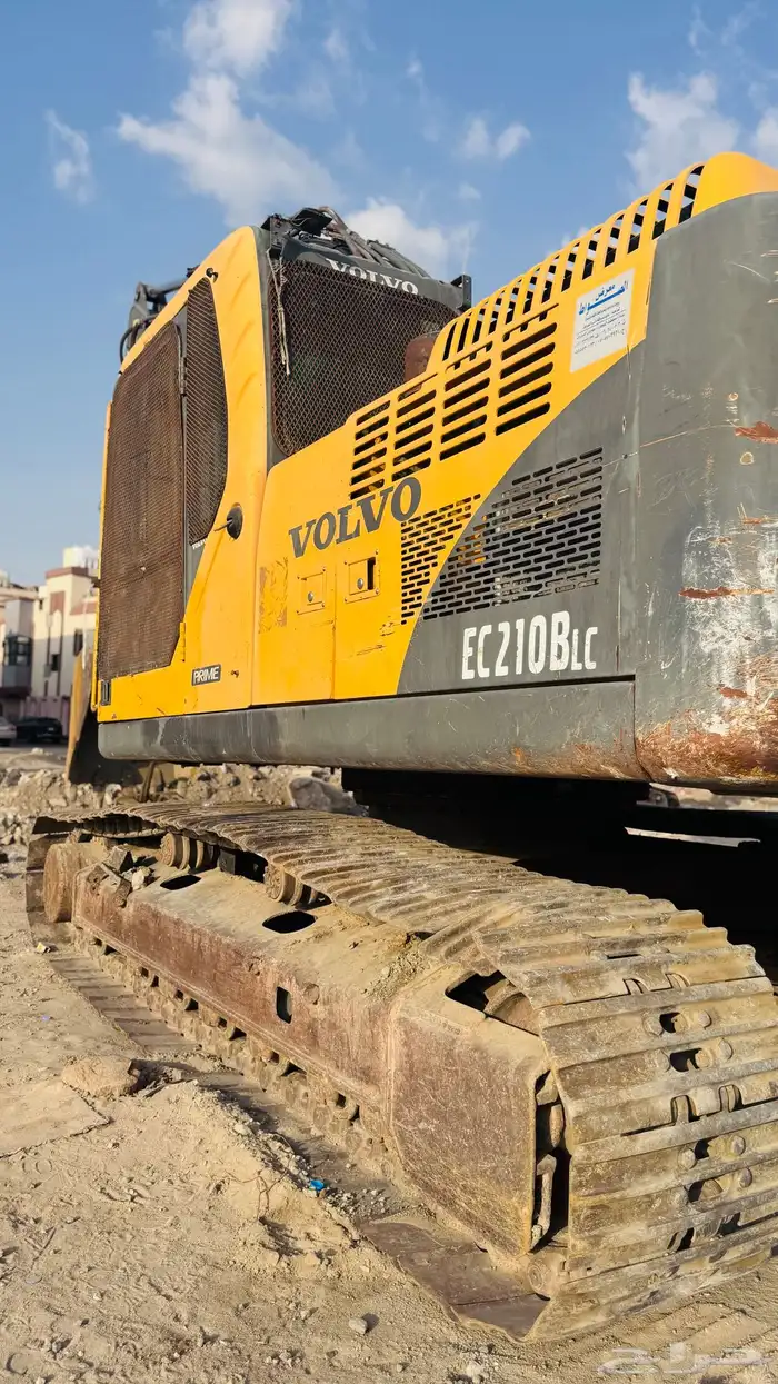 للبيع حفار فولفو Volvo EC210BLC 2011 9