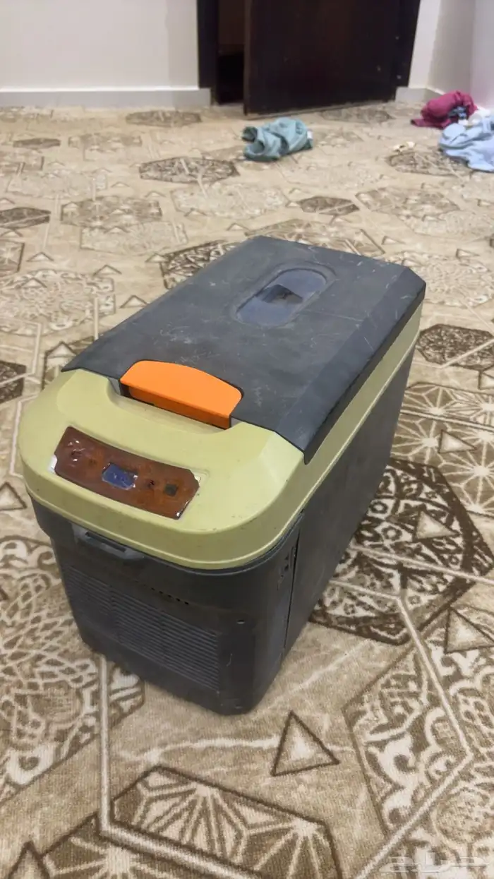 ثلاجة سيارة للبيع 0