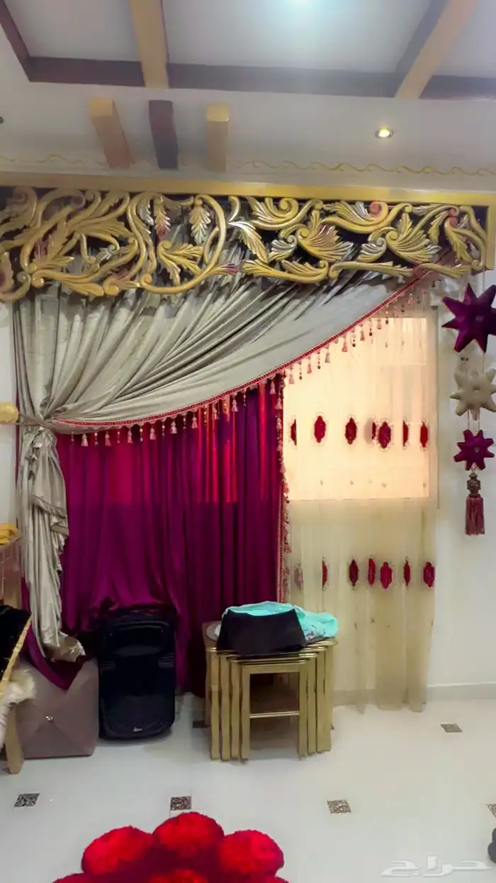 كنب مستعمل استعمال نظيف مع ثلاث طولات 6