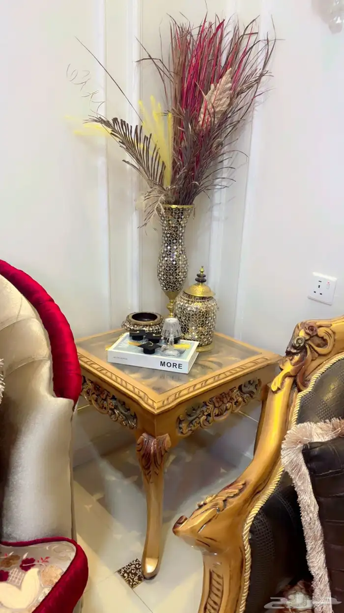 كنب مستعمل استعمال نظيف مع ثلاث طولات 1