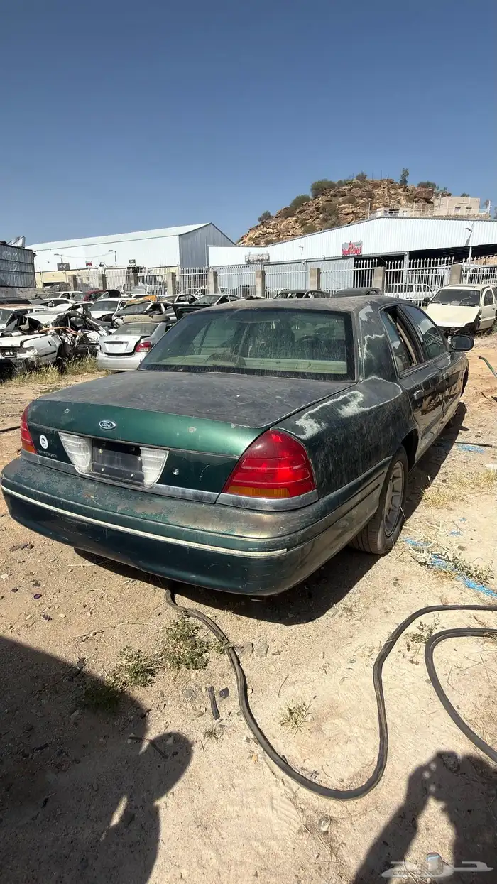 فورد 2001 تشليح ( قطع غيار فقط ) 2