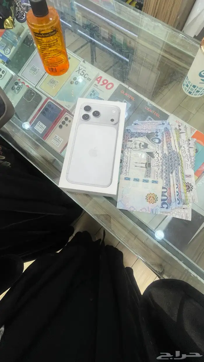 ايفون 1