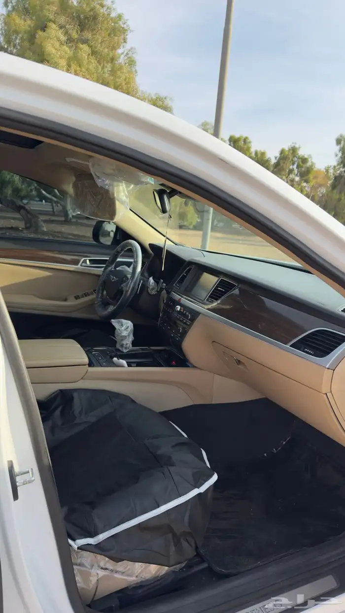 جنسيس 2015 G80 9