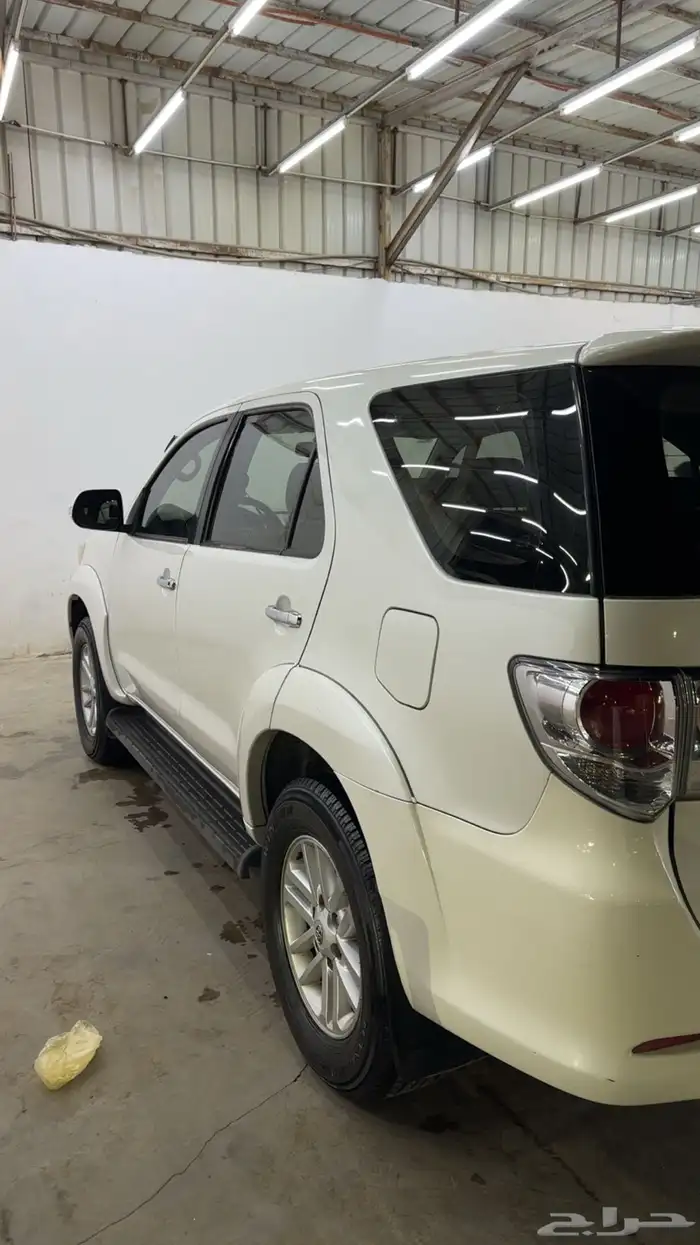 فورتشنر 2015 عداد 200 الف وكاله 9