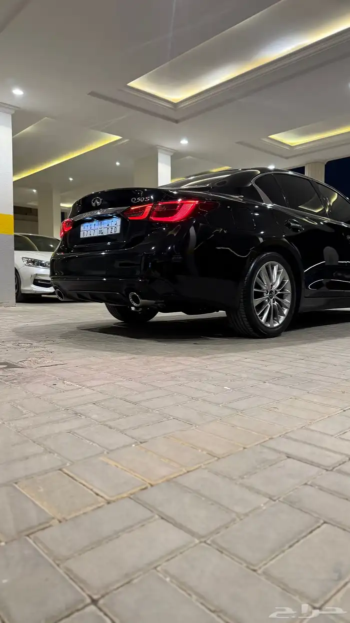 انفنتي Q50 2020 اسود ملكي 16