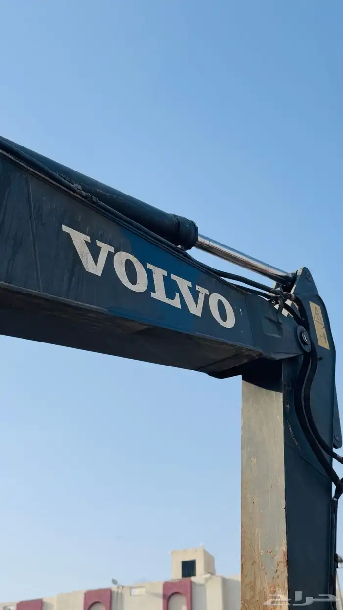 للبيع حفار فولفو Volvo EC210BLC 2011 12