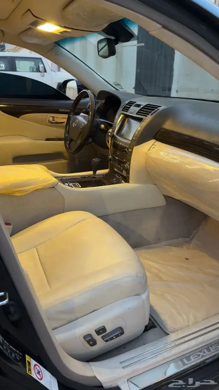 للبيع لكزس ls460l 2007 14