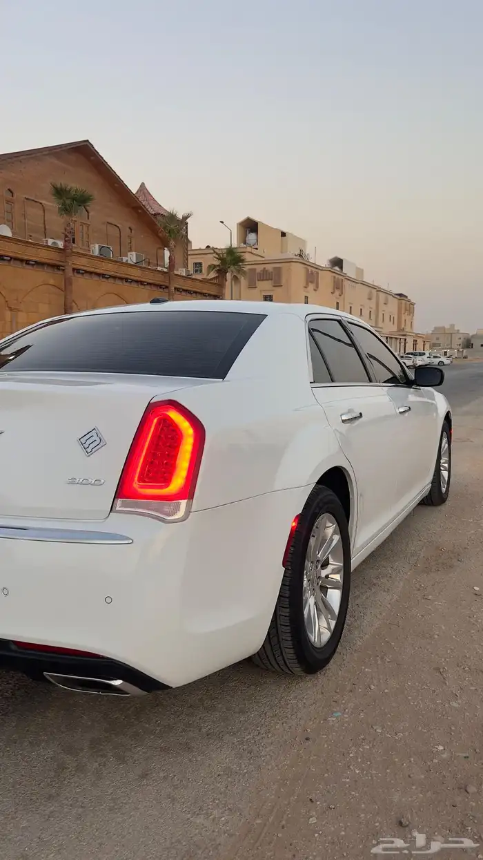 كرايزلر V6 عداد 37 الف 6